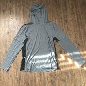 Grey pull over lululemon